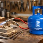 Taller de joyería con soplete y tanque